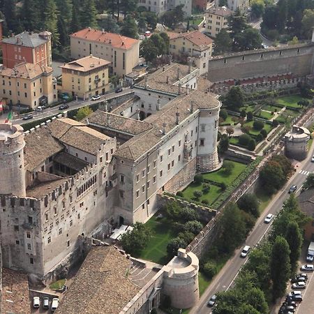 Al Consiglio Appartamento Trento Exterior photo